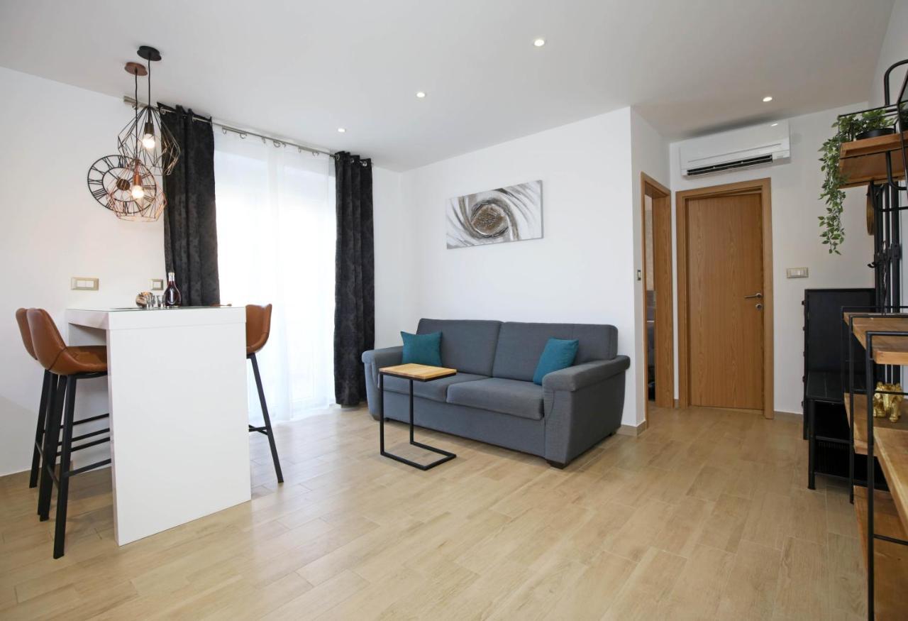 Apartment Tonka Šibenik Eksteriør bilde